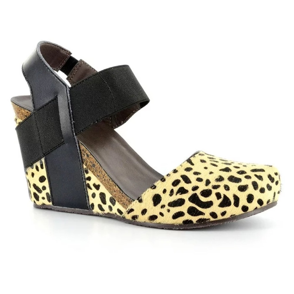 ✨🐆 Corky’s Leopard Print Wedge Sandals – Chic & Effortless Style 🐆✨ - Picture 2 of 14